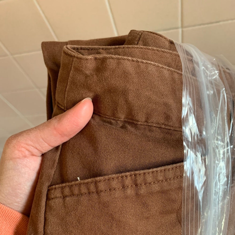 Capri Pants - Picture 8 of 8